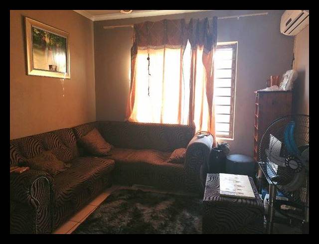 2 BEDROOM APARTMENT FOR SALE IN BRACKENHAM